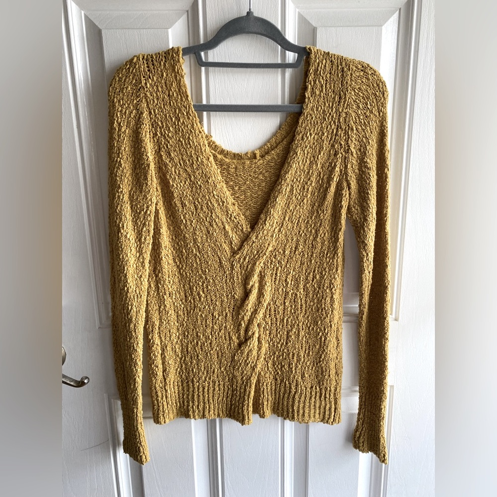 Yellow twist back detailed sweater